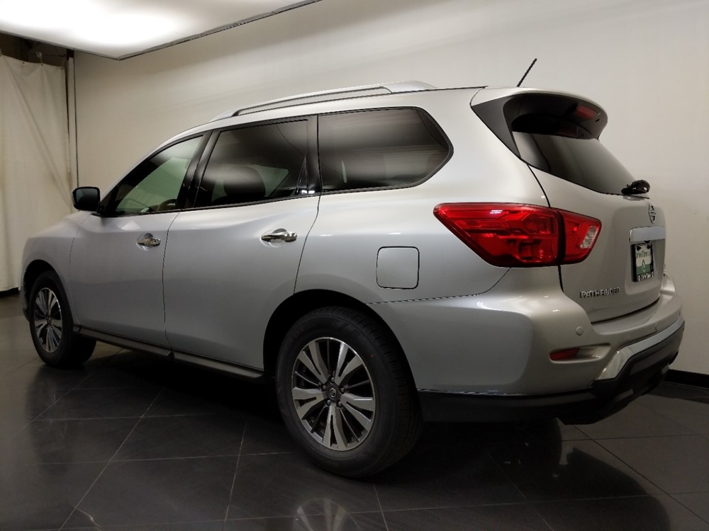 2017 Nissan Pathfinder - Driver Rear Side