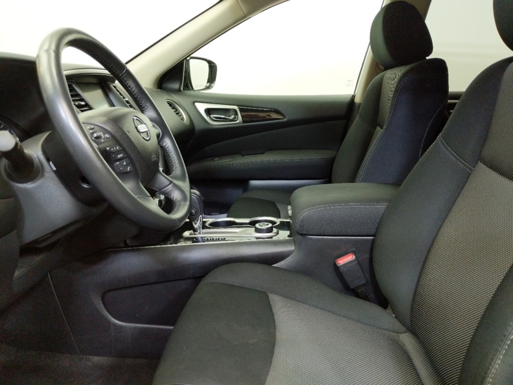 2017 Nissan Pathfinder - Driver Front Seat