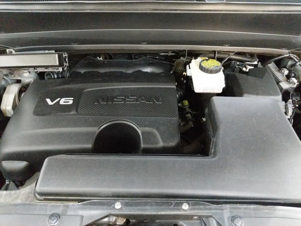 2017 Nissan Pathfinder - Engine