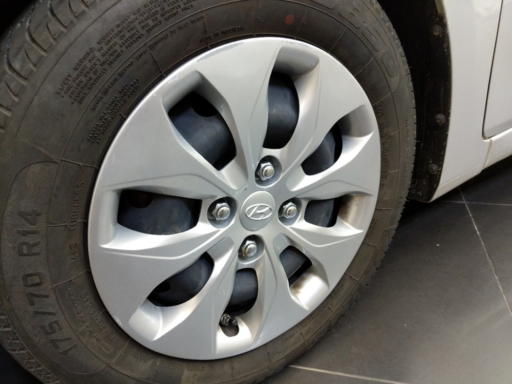 2017 Hyundai Accent - Wheel