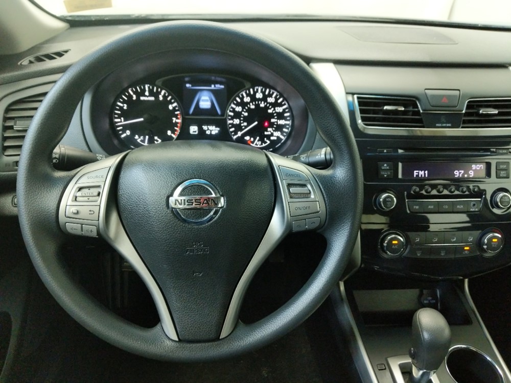 2015 Nissan Altima - Driver Dash