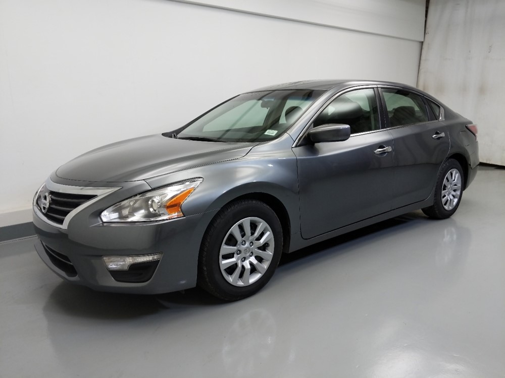 2015 Nissan Altima - Driver Front Side