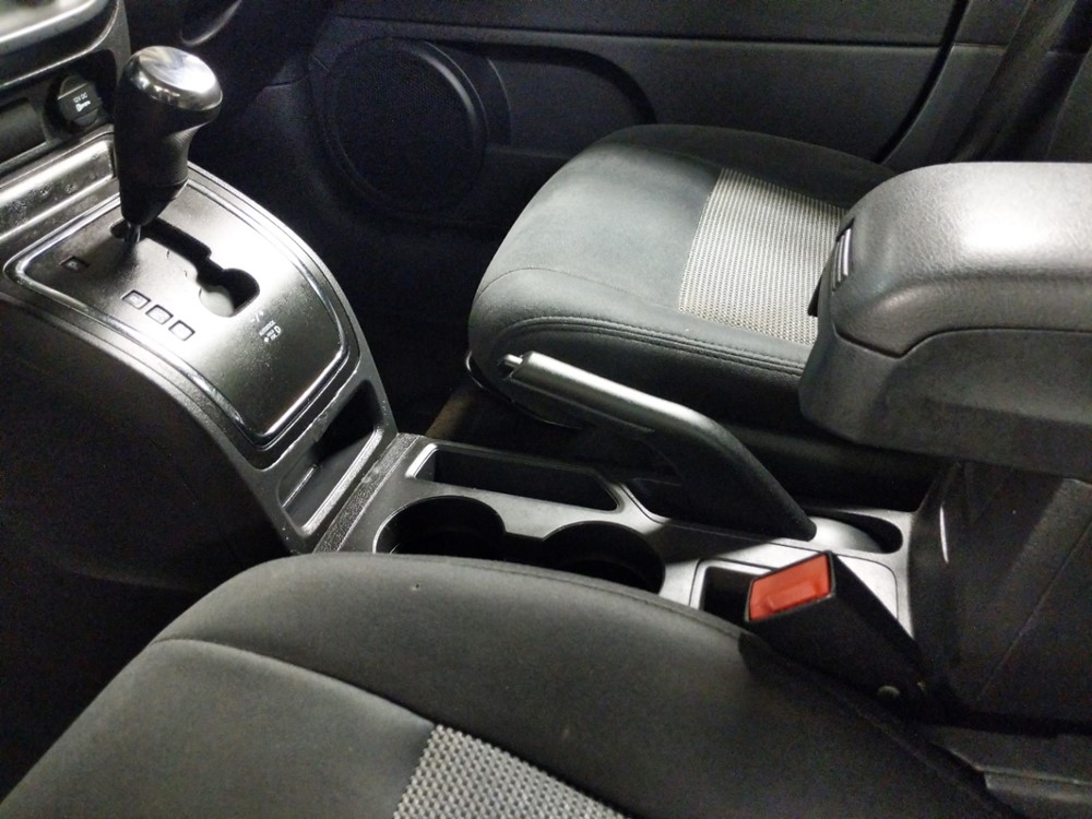 2014 Jeep Patriot - Center Console/Cup Holders