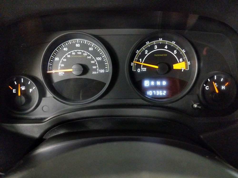 2014 Jeep Patriot - Odometer Close Up