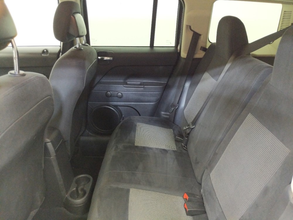 2014 Jeep Patriot - Driver Rear Seat