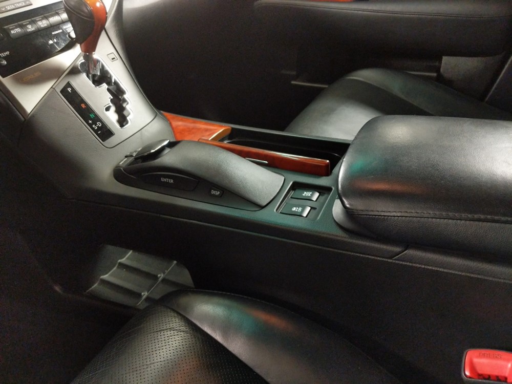 2010 Lexus RX 350 - Center Console/Cup Holders