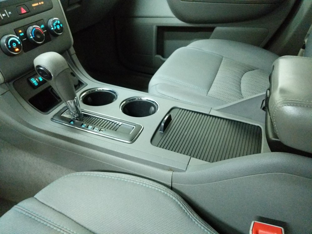 2015 Chevrolet Traverse - Center Console/Cup Holders