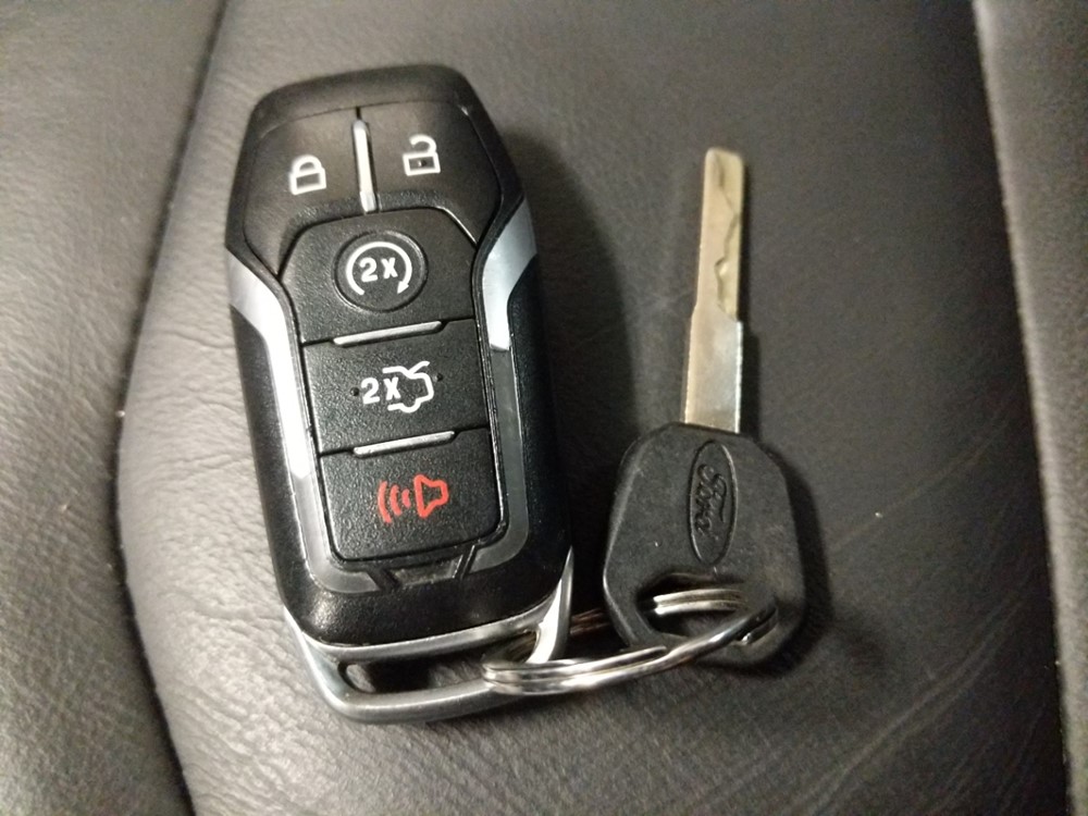 2016 Ford Explorer - Keys