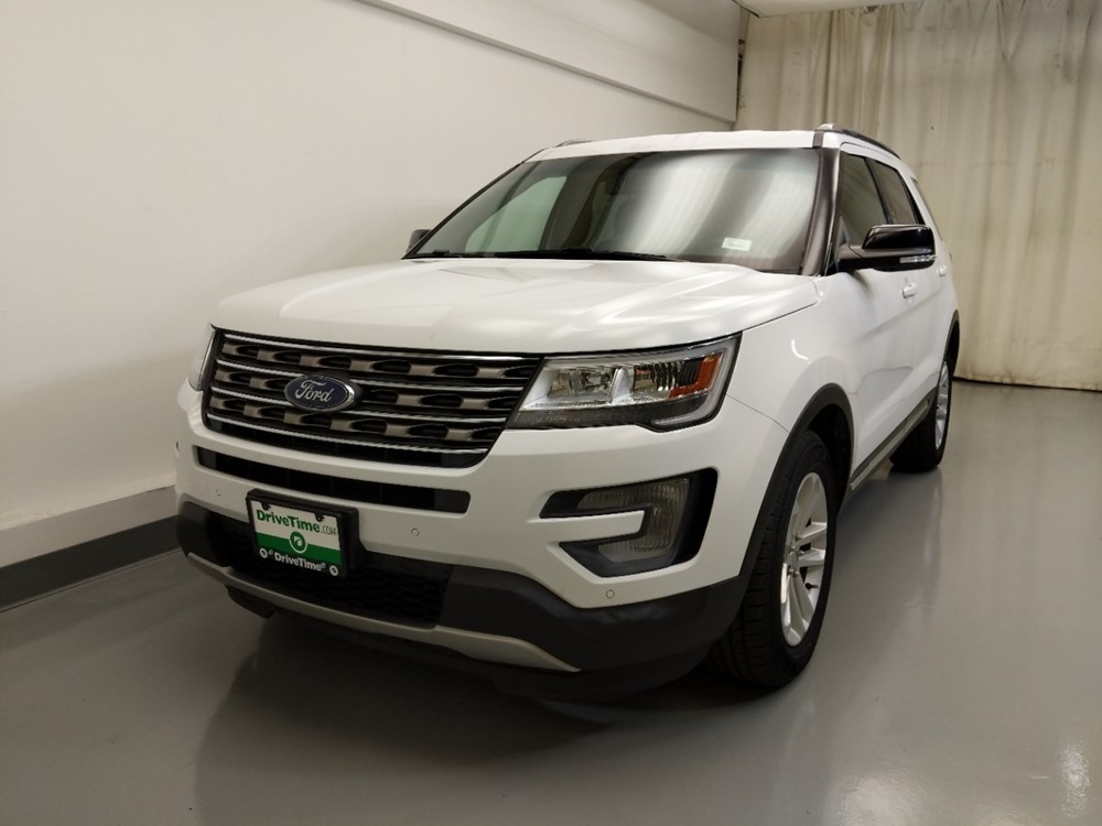 2016 Ford Explorer - Driver Front Hood