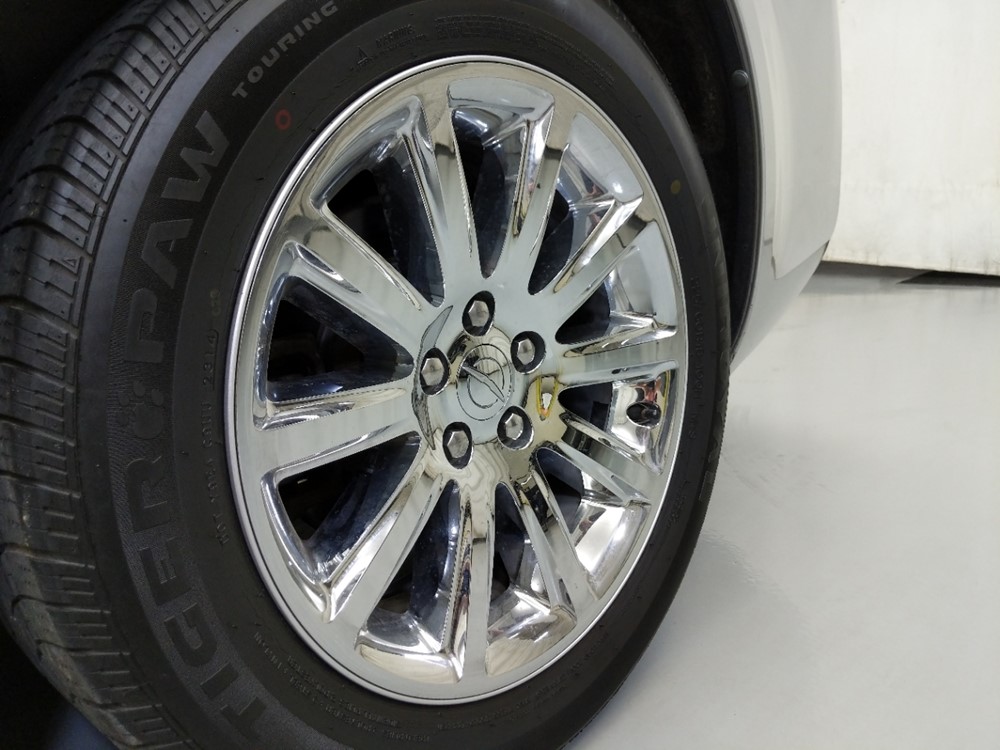 2012 Chrysler 300 - Wheel