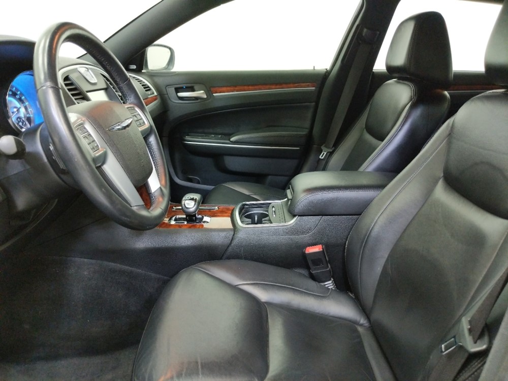 2012 Chrysler 300 - Driver Front Seat