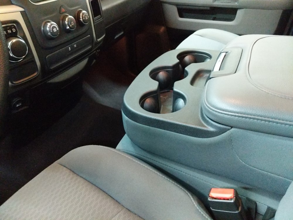 2017 Dodge Ram 1500 - Center Console/Cup Holders