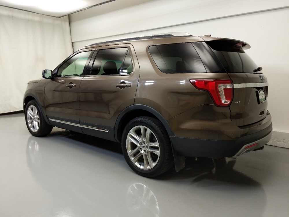2016 Ford Explorer - Driver Rear Side