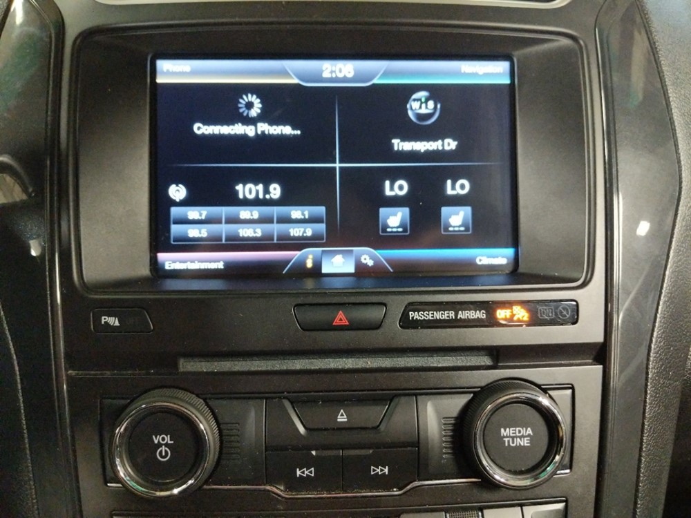 2016 Ford Explorer - Stereo Package