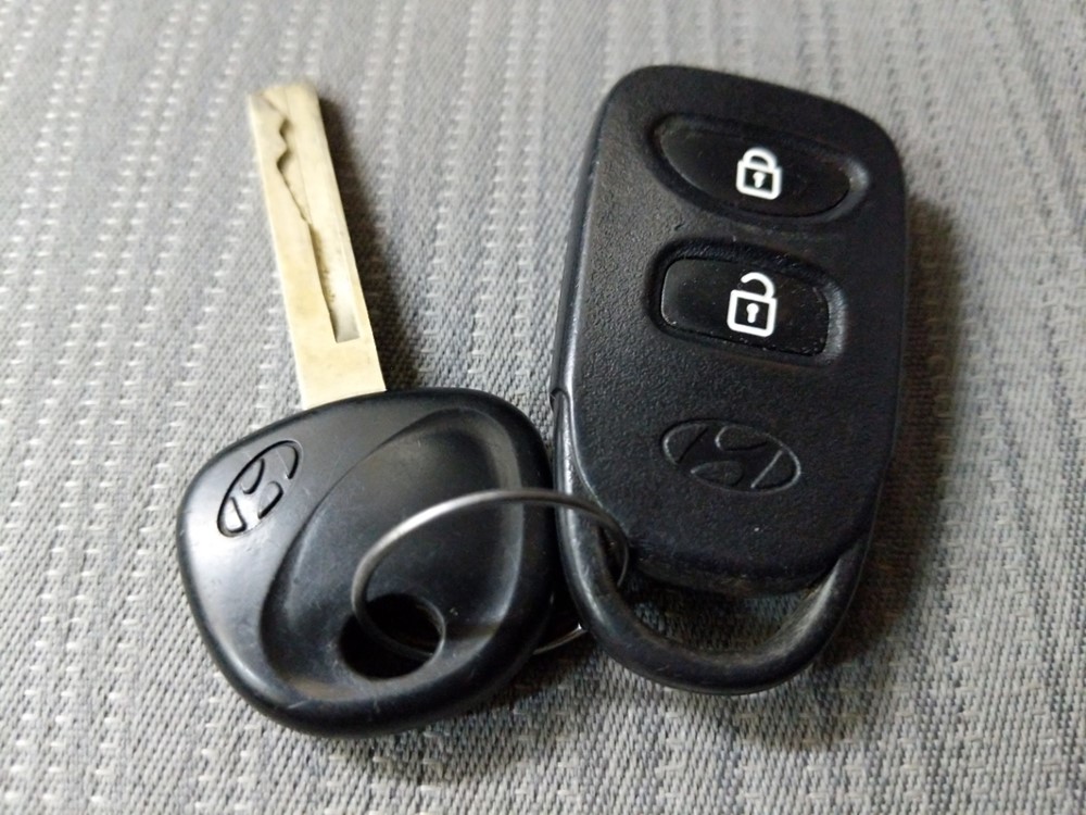 2017 Hyundai Accent - Keys