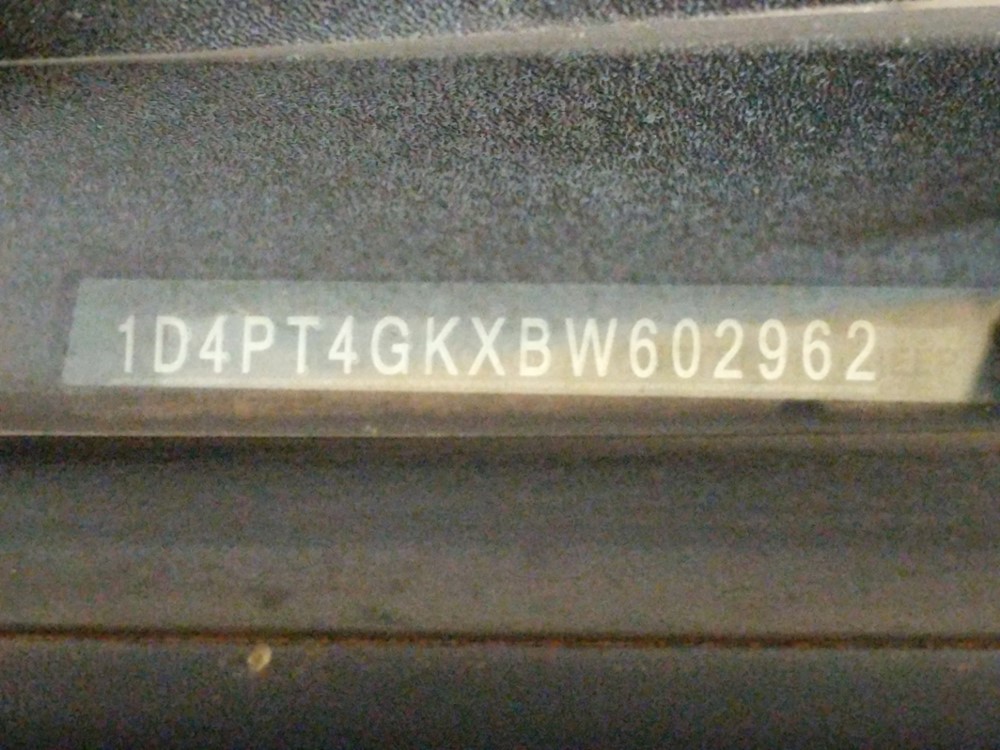 2011 Dodge Nitro - VIN Plate