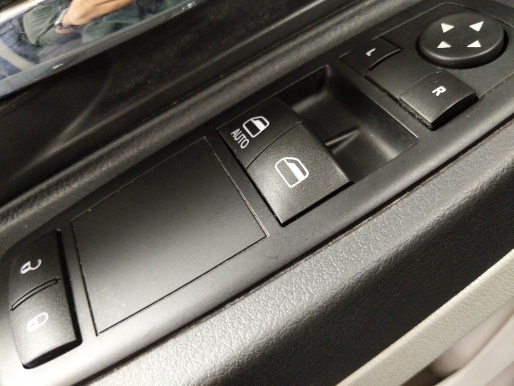 2010 Dodge Grand Caravan - Driver Power Windows/Lock Control