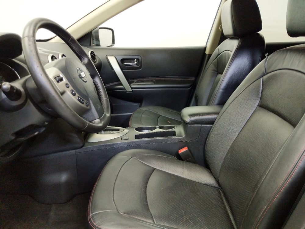2011 Nissan Rogue - Driver Front Seat