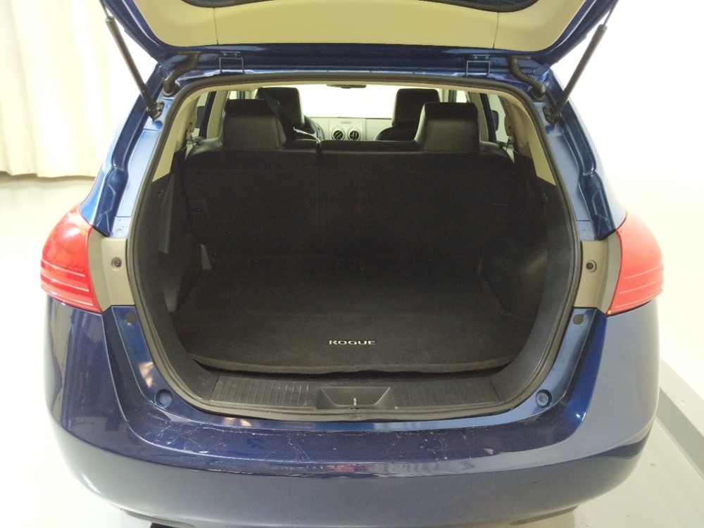 2011 Nissan Rogue - Trunk