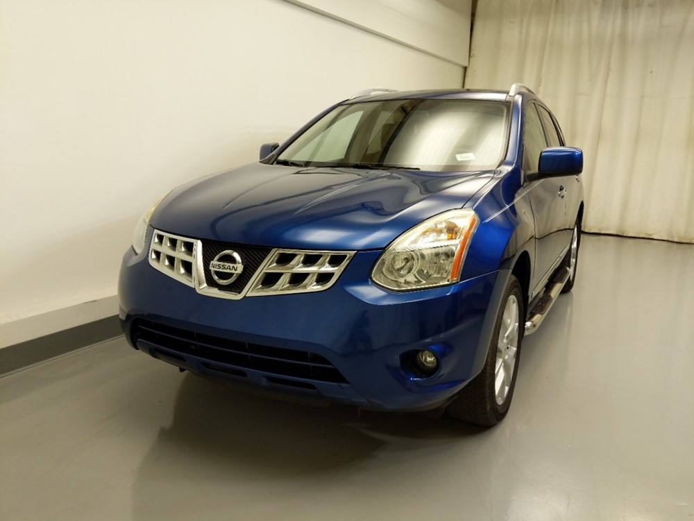 2011 Nissan Rogue - Driver Front Hood