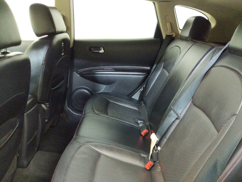 2011 Nissan Rogue - Driver Rear Seat