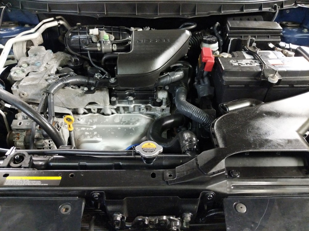 2011 Nissan Rogue - Engine