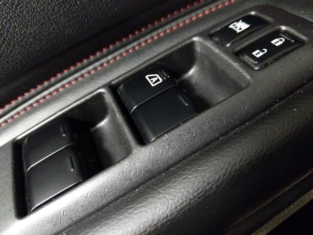 2011 Nissan Rogue - Driver Power Windows/Lock Control