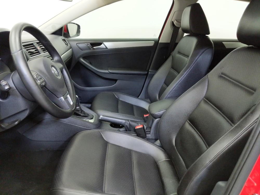 2014 Volkswagen Jetta - Driver Front Seat