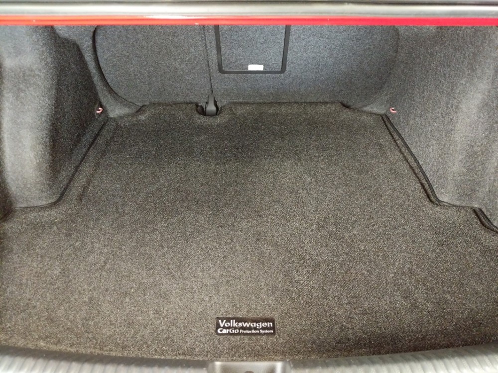 2014 Volkswagen Jetta - Trunk