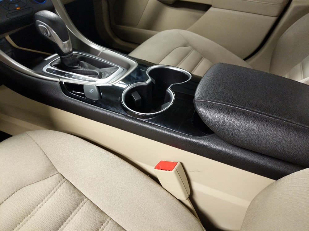 2015 Ford Fusion - Center Console/Cup Holders