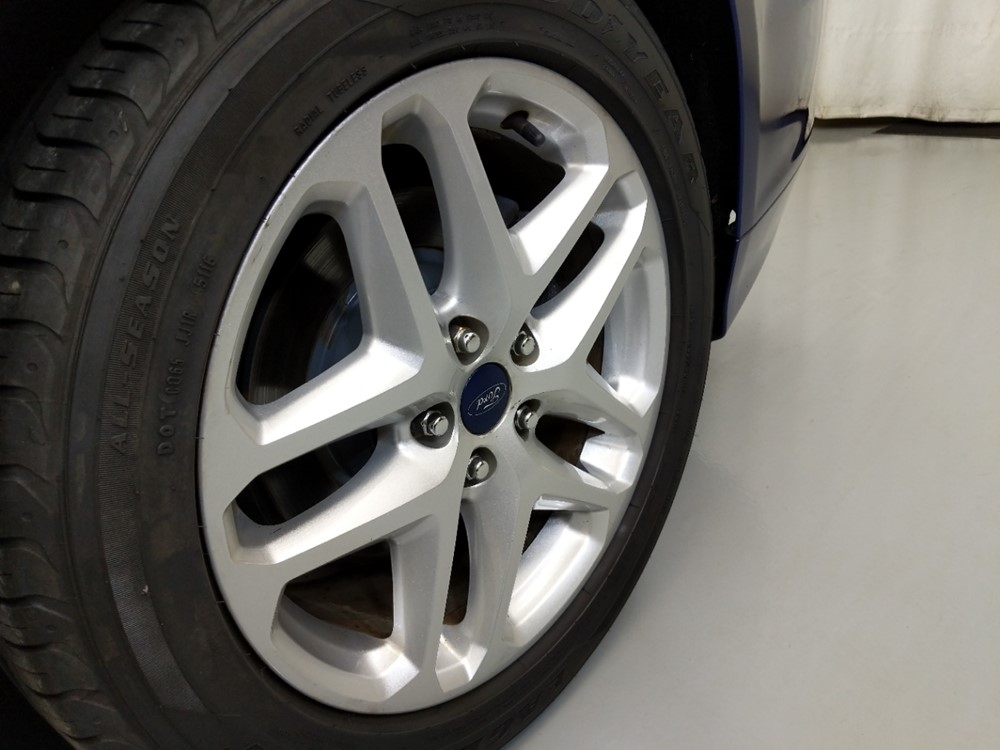 2015 Ford Fusion - Wheel
