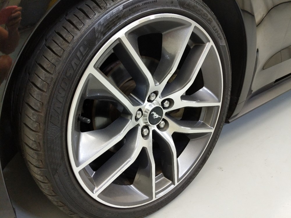 2015 Ford Mustang - Wheel