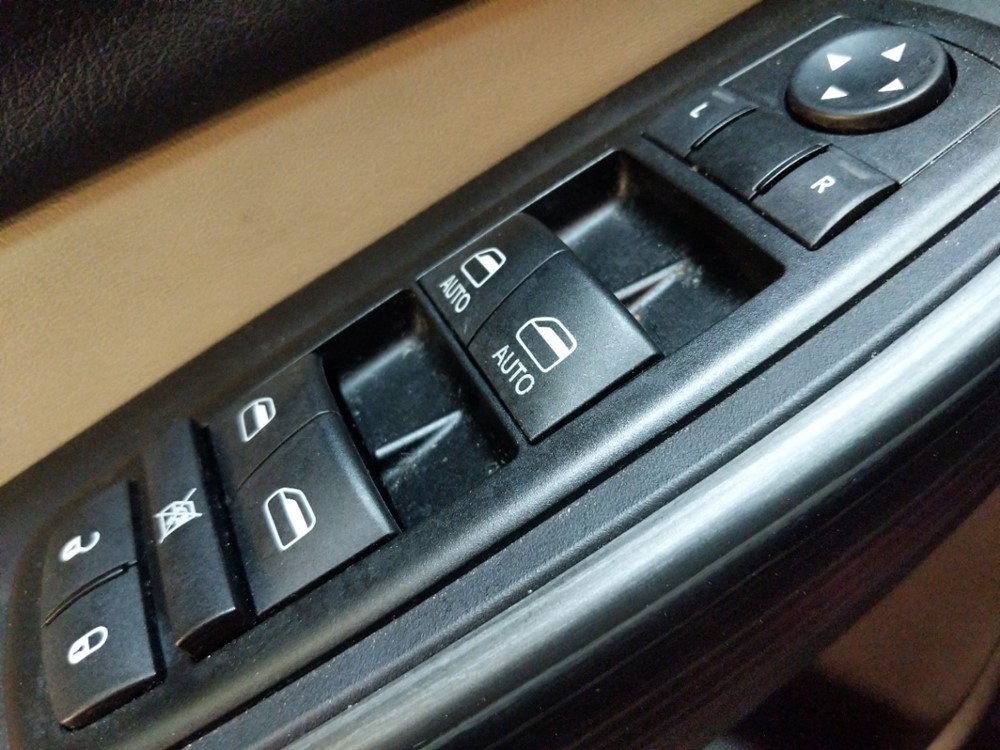 2015 Jeep Cherokee - Driver Power Windows/Lock Control