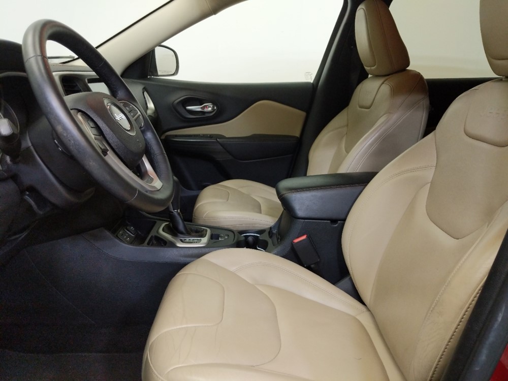 2015 Jeep Cherokee - Driver Front Seat