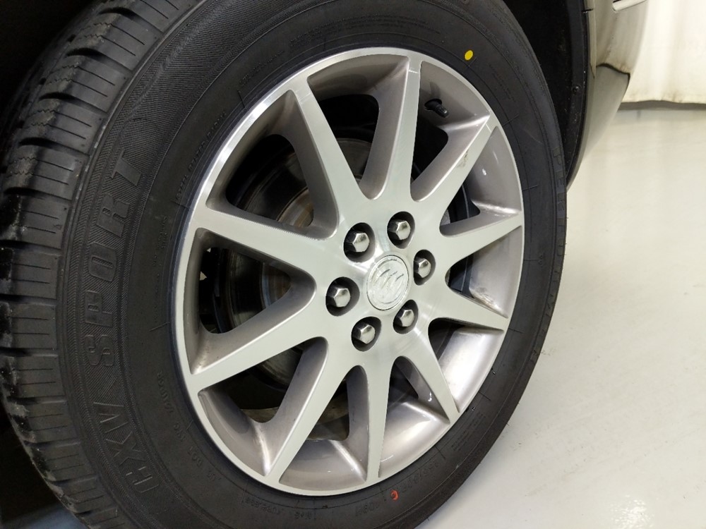 2014 Buick Enclave - Wheel