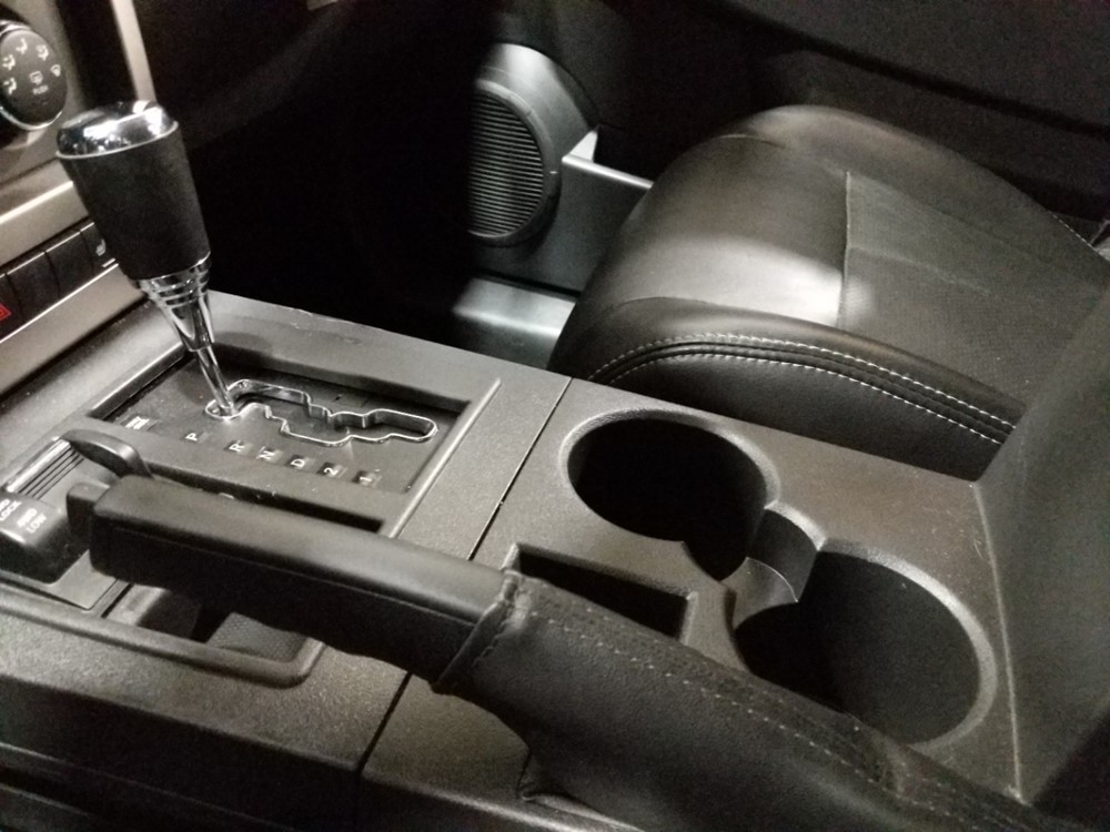 2012 Jeep Liberty - Center Console/Cup Holders