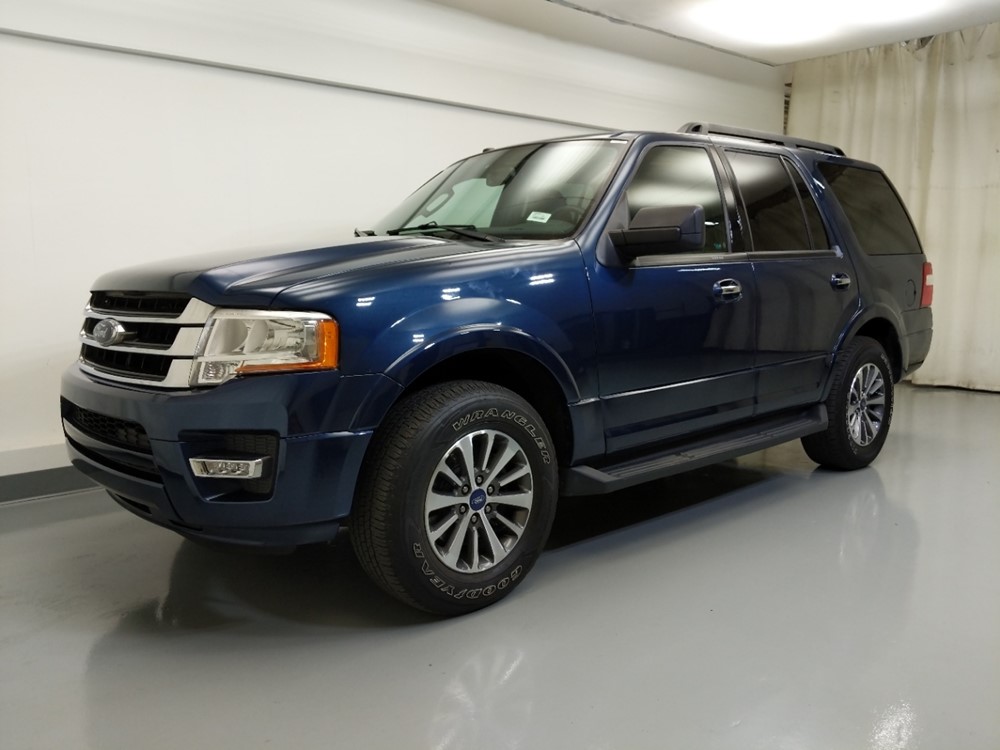 2017 Ford Expedition - Driver Front Side