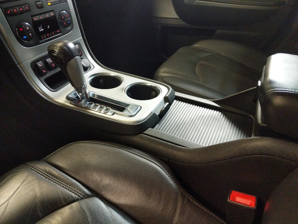 2011 GMC Acadia - Center Console/Cup Holders