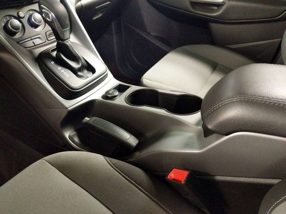 2014 Ford Escape - Center Console/Cup Holders