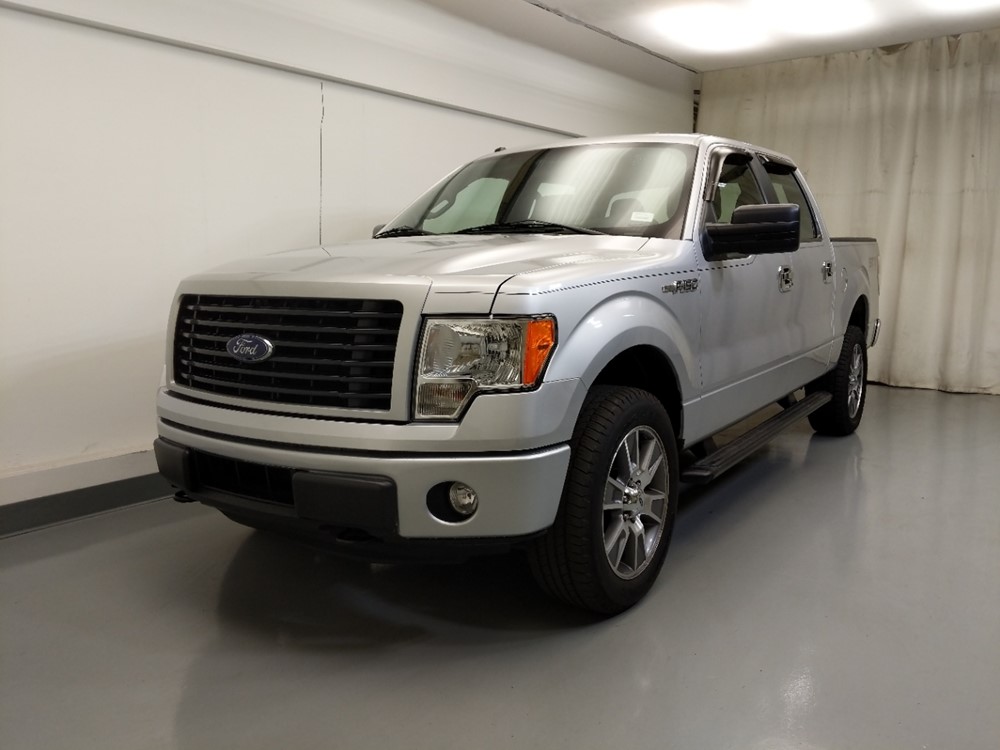 2014 Ford F-150 - Driver Front Bumper