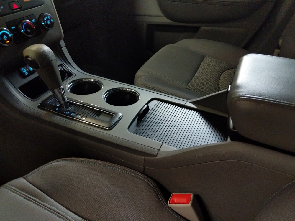 2017 Chevrolet Traverse - Center Console/Cup Holders