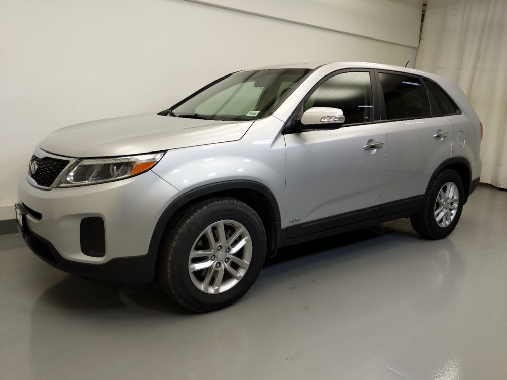 2014 Kia Sorento - Driver Front Side