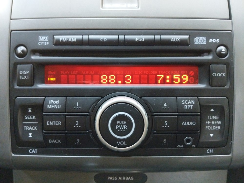2012 Nissan Sentra - Stereo Package