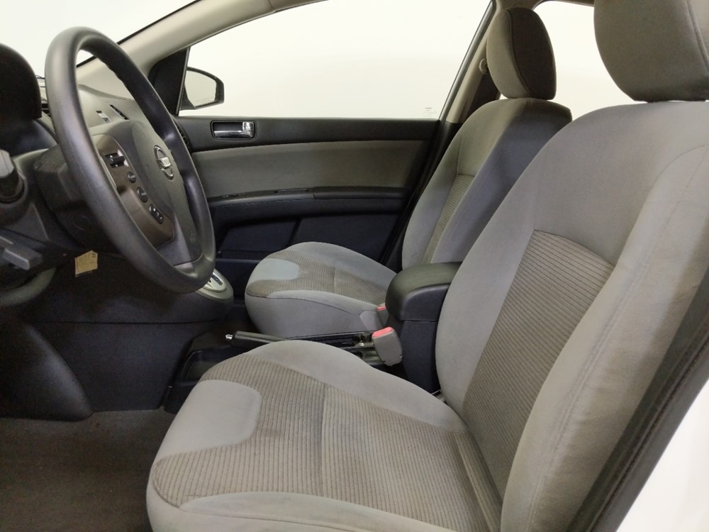 2012 Nissan Sentra - Driver Front Seat