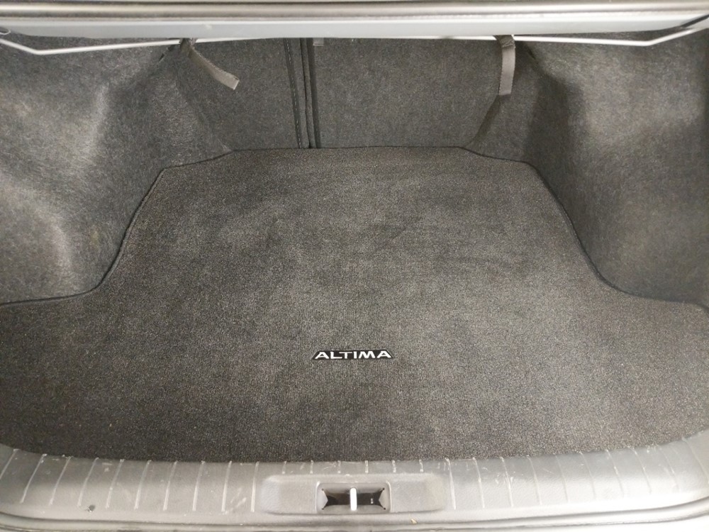 2016 Nissan Altima - Trunk