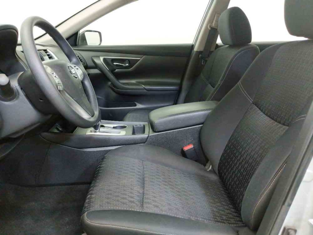 2016 Nissan Altima - Driver Front Seat