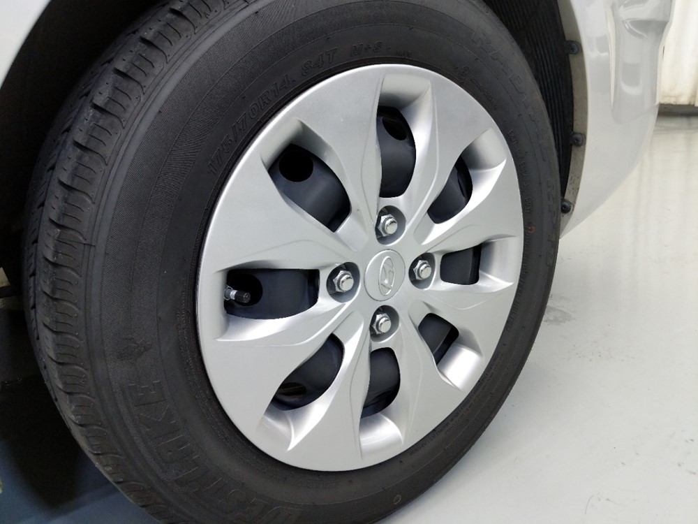 2017 Hyundai Accent - Wheel