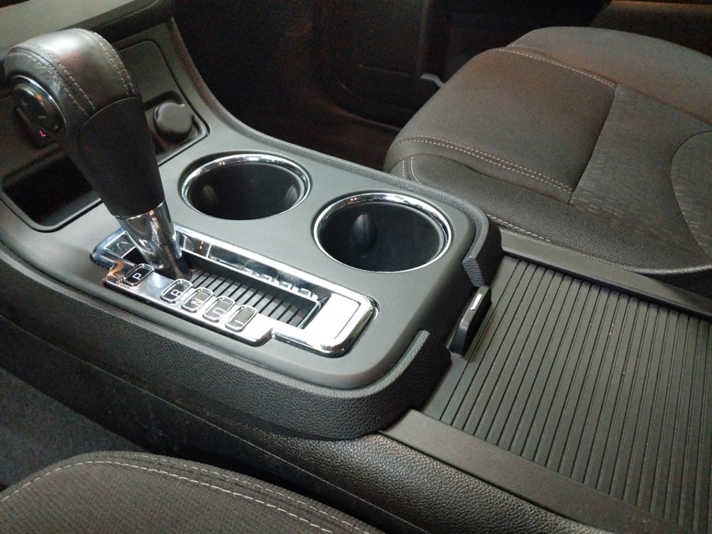 2015 GMC Acadia - Center Console/Cup Holders