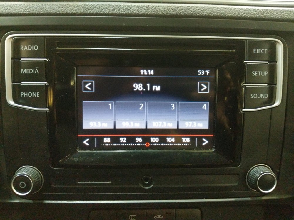 2017 Volkswagen Jetta - Stereo Package
