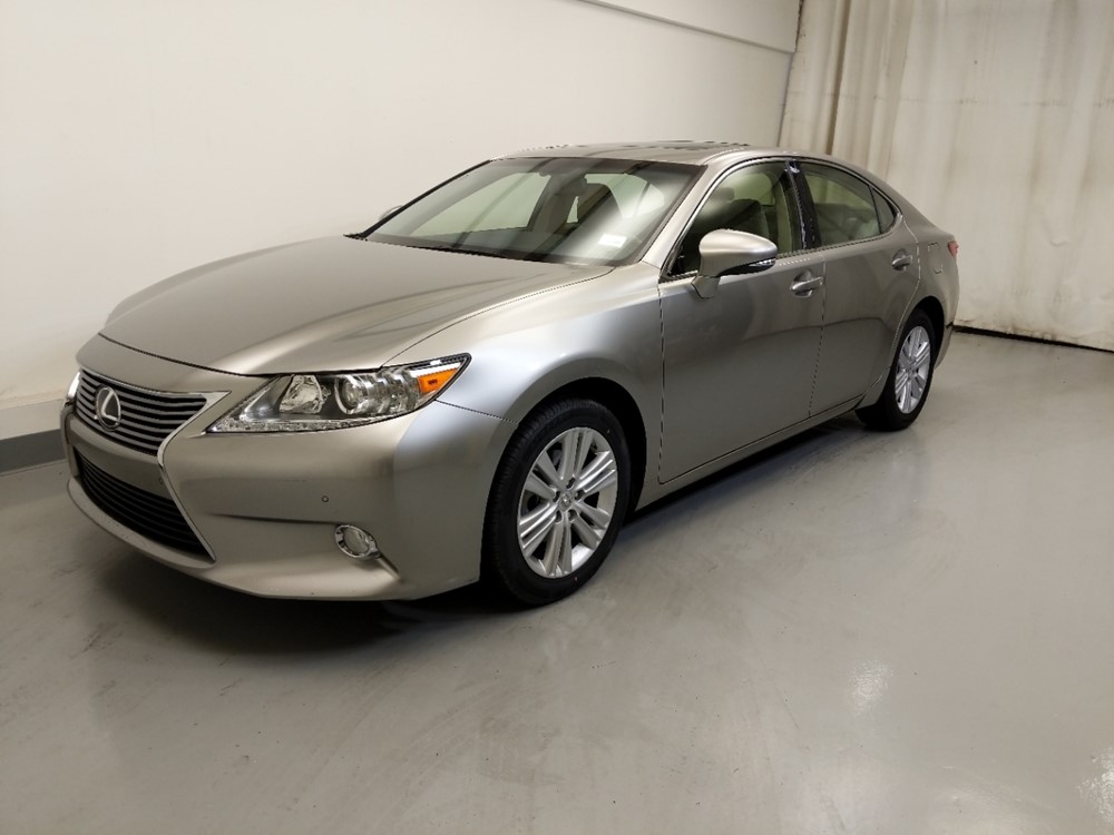 2015 Lexus ES 350 - Driver Front Bumper